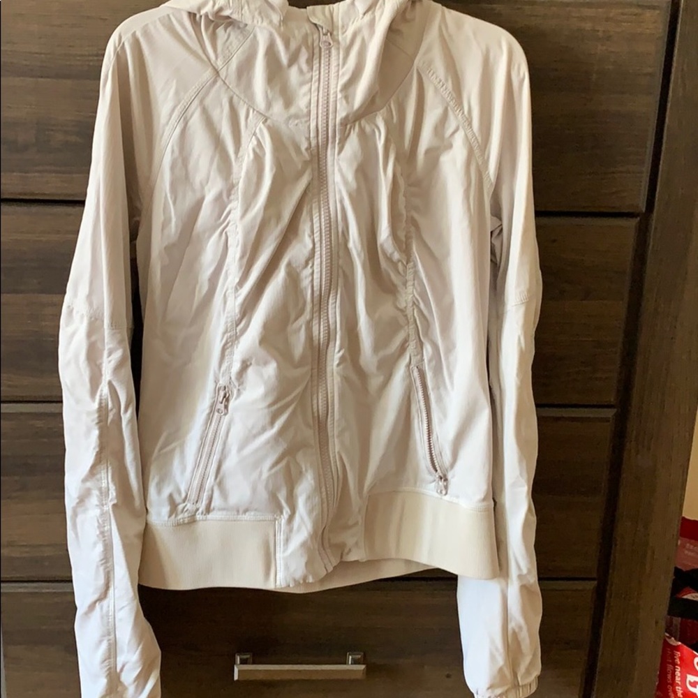 Lululemon dance studio jacket. Lined, size 8